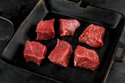 Свинина ошеек на шашлык 1 кг - купить в Емельяновке